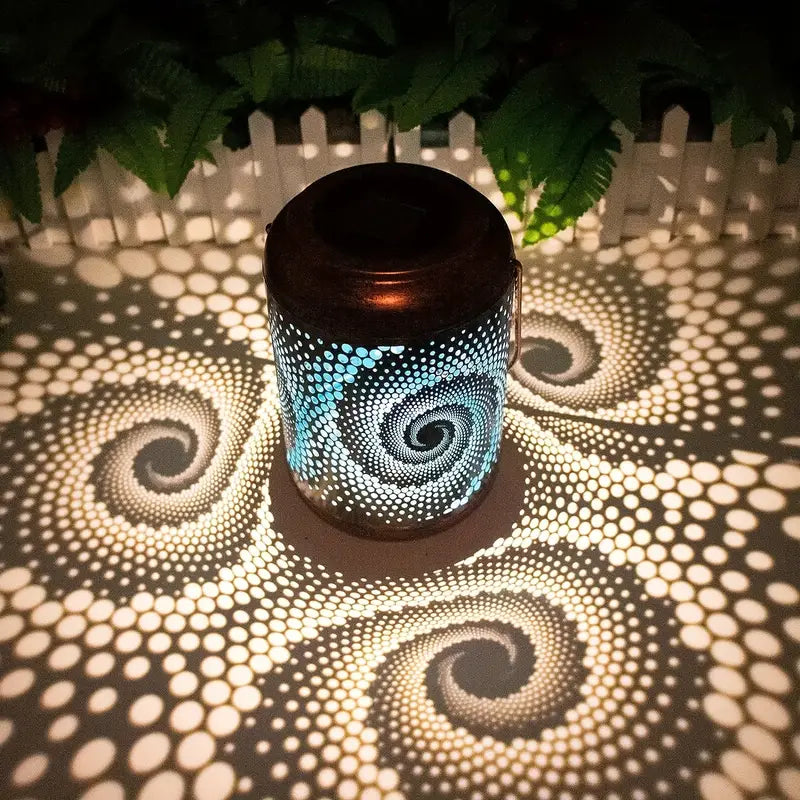 Soviska | Lampa ogrodowa ażurowa