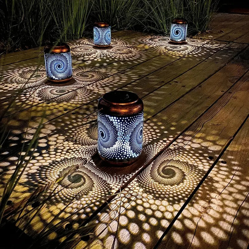 Soviska | Lampa ogrodowa ażurowa